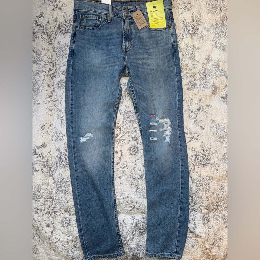 Levi's Men's Light Blue Skinny Jeans - Picture 3 of 9